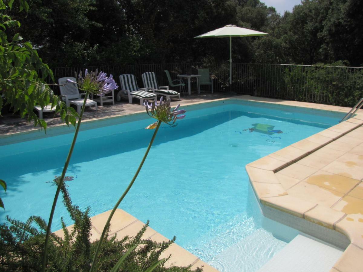 Domaine Du Bois Gite Marion Galargues Dış mekan fotoğraf
