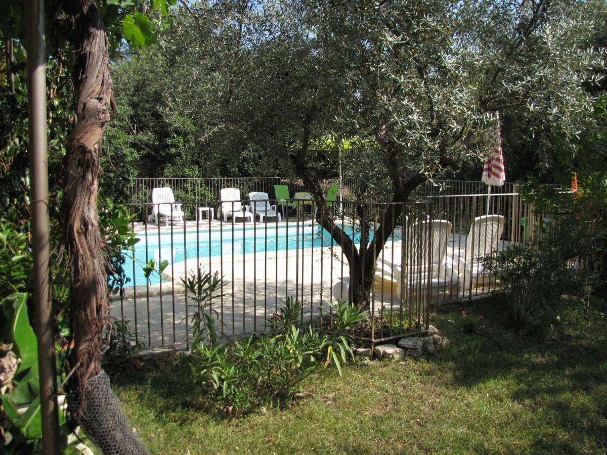 Domaine Du Bois Gite Marion Galargues Dış mekan fotoğraf